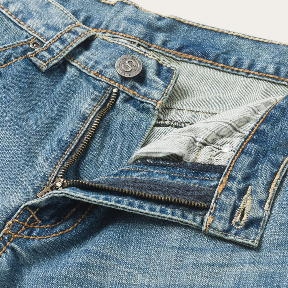 Men Modern Cut | Stetson 1520 Fit Light Wash Jeans With Tacking Blue